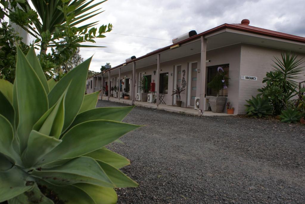 Karuah Riverside Motel Exterior foto